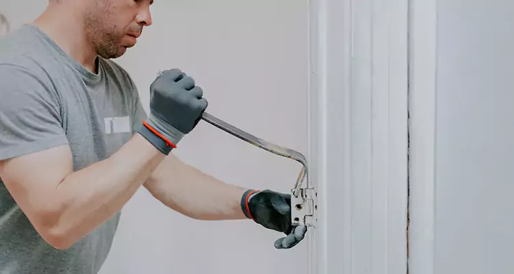 Cracked Door Jamb Repair in Winter Garden, FL